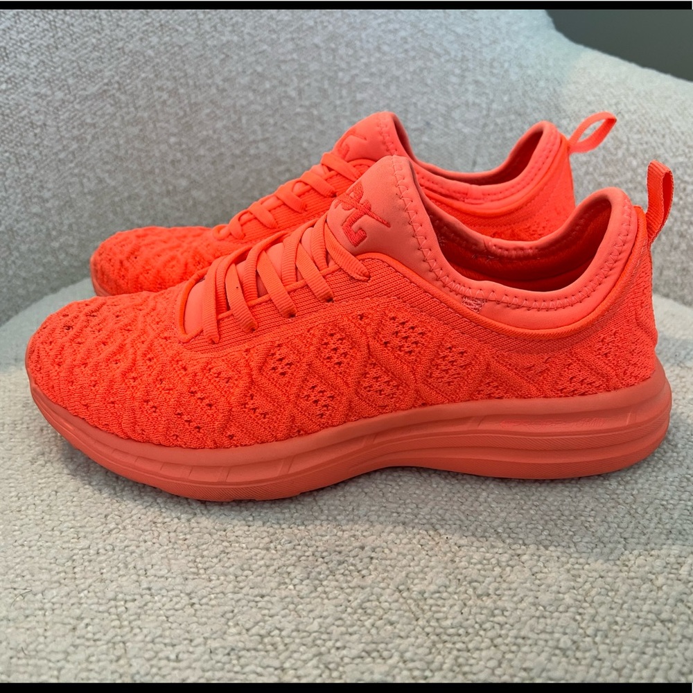 APL Techloom Phantom Womens Sneakers Size 9
